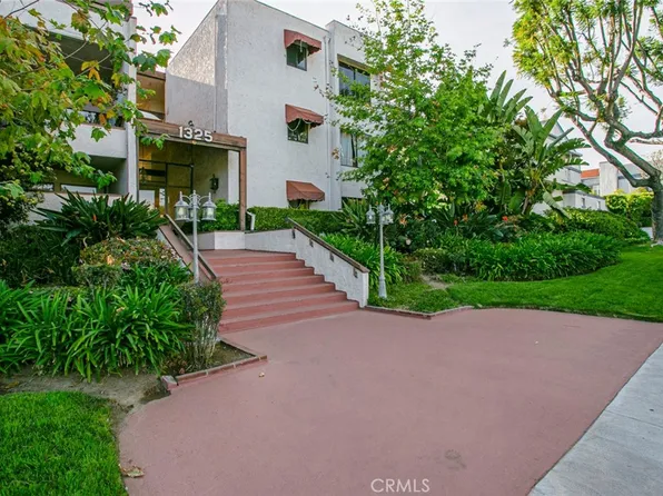 1325 Valley View Rd APT 305, Glendale, CA 91202