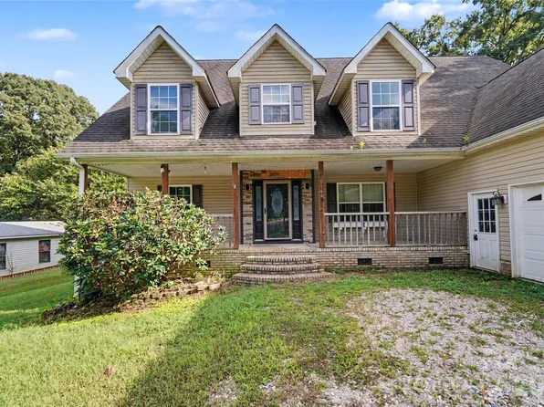 1166 Mustang Ln, York, SC 29745