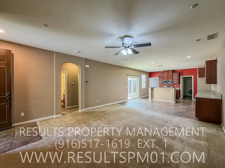 2905 Market St — Photo 6