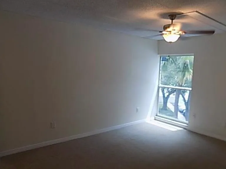 3325 Bayshore Blvd #F31 — Photo 6