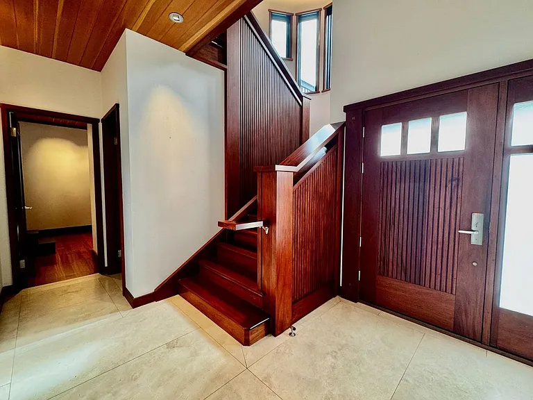 60 Frances Ave — Photo 6