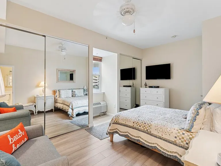 260 Dune Rd #120 — Photo 17