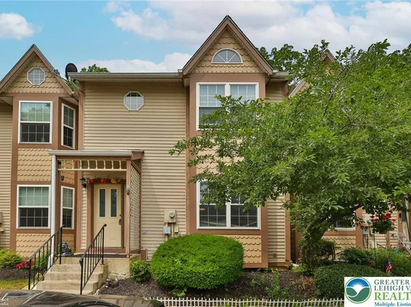 107 Independence Ct, Bethlehem, PA 18020