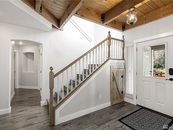 4th image of 11807 Hobby St SE