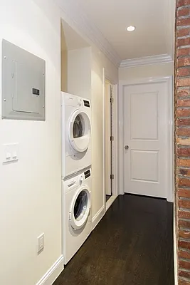 Rented by Oxford Property Group | media 9