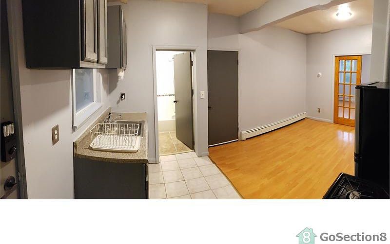 1st image of 80 York Ave Floor 1