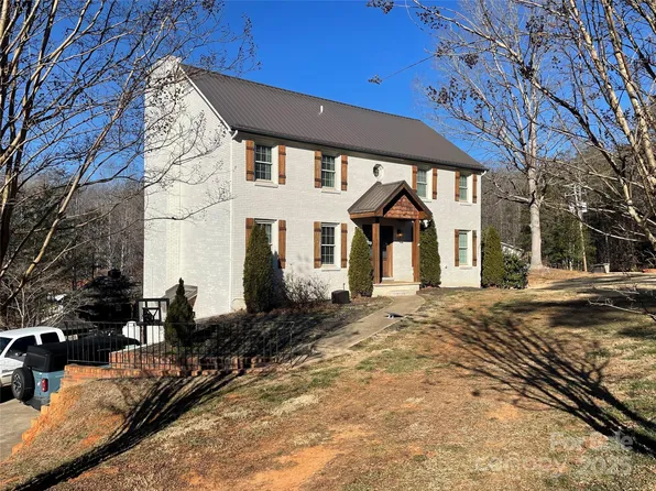 75 Landis Rd, Marion, NC 28752