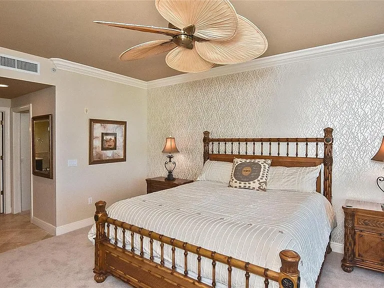 3313 Sunset Key Cir #307 — Photo 32