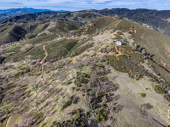 3rd image of 162 Mule Skinner Rd