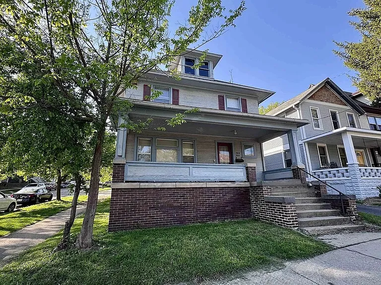 E Gorham St — Photo 20