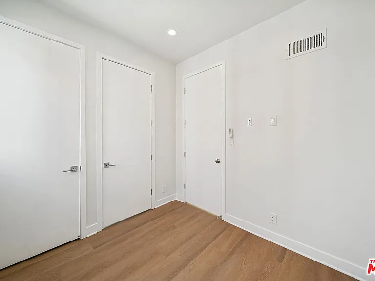 4523 Saint Elmo Dr #1/2 — Photo 19