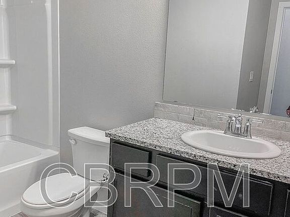 4th image of 2123 N Texas Ave #A