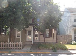 343 N College St APT 1, Carlisle, PA 17013