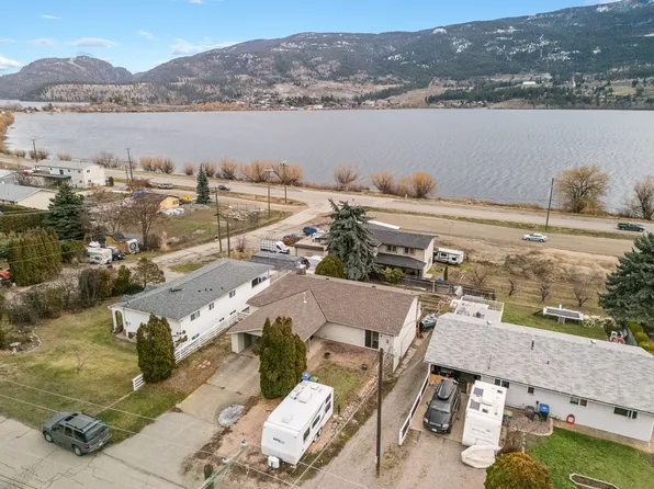 15085 Sheldon Rd, Lake Country, BC V4V 2G6