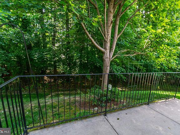 5th image of 10018 Timberwood Ct