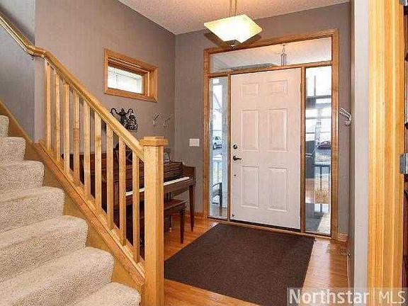 3rd image of 3214 Black Oak Dr