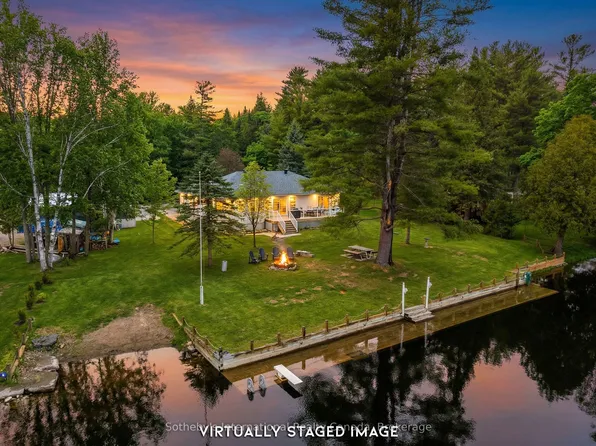 1099 Davis Dr, Gravenhurst, ON P0E 1N0