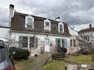 630 Commercial Ave, Clifton Forge, VA 24422