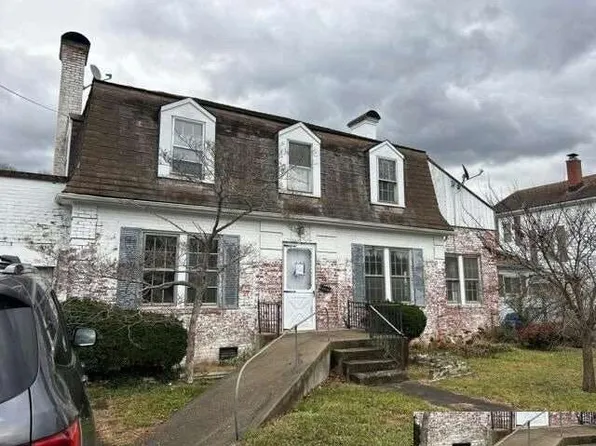 630 Commercial Ave, Clifton Forge, VA 24422