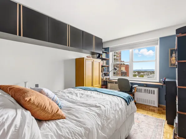 2930 West 5th Street image 16 of 20