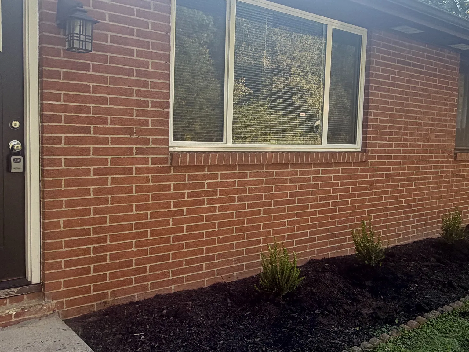 153 Hanstein Pl — Photo 1
