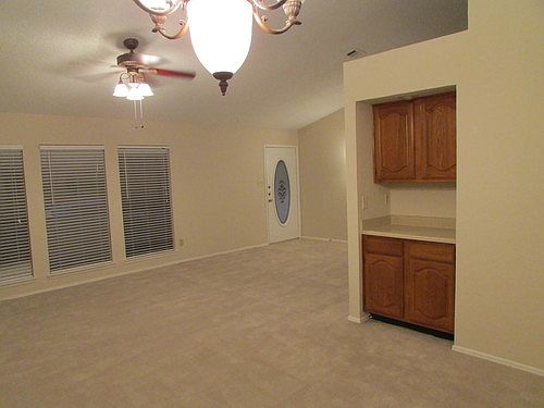 4th image of 4402 Seville Ln