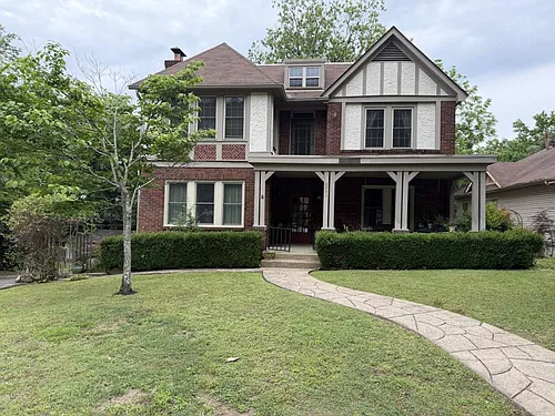 621 Prospect Ave Photo 1