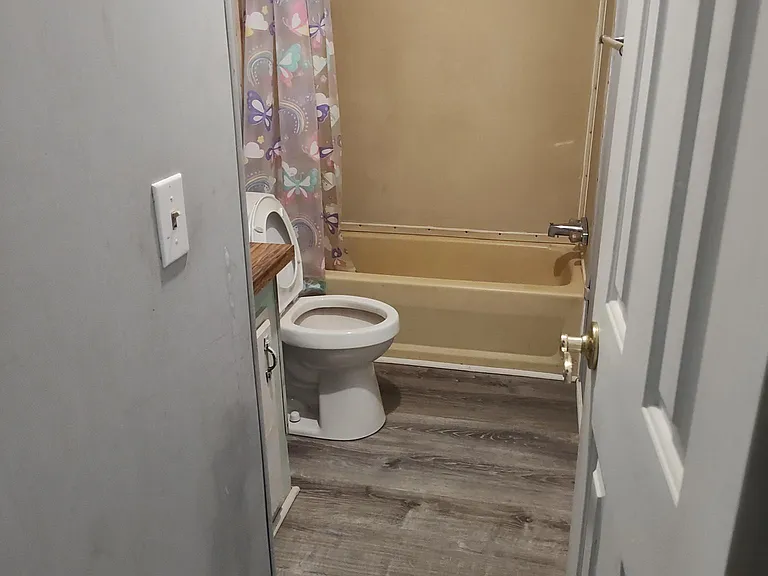 1024 Lindsay Dr #A — Photo 13