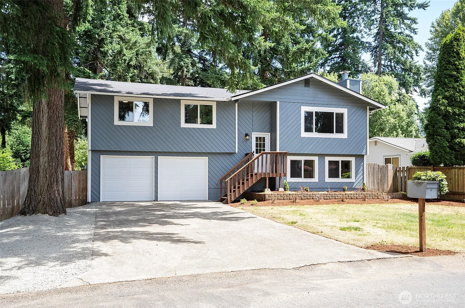 15803 96th Avenue Ct E photo 1