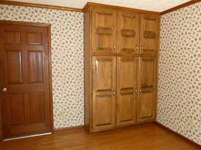 5th image of 2110 Monticello Pl