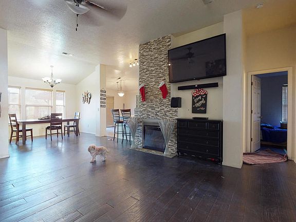 4th image of 8105 Saddlebrook Ave NW