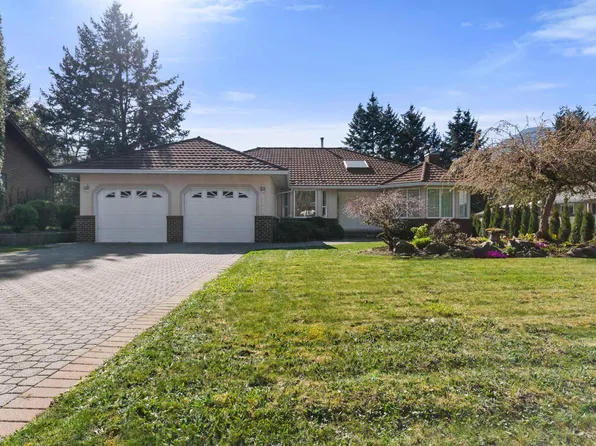 21095 Swallow Pl, Hope, BC V0X 1L1