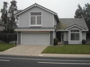 5540 Laguna Park Dr, Elk Grove, CA