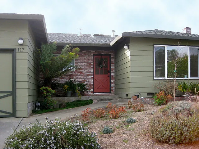 117 De Anza Ct photo 1
