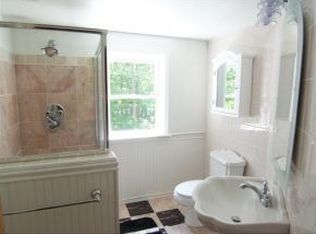 35 Bracco St, Moultonboro, NH 03254