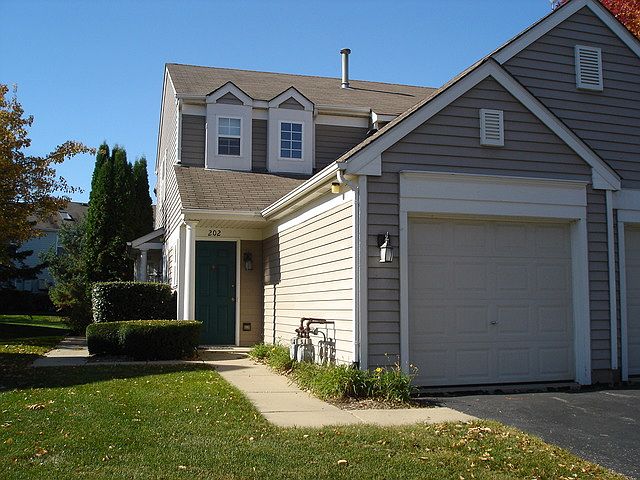 1st image of 2519 Sheehan Dr Unit 202