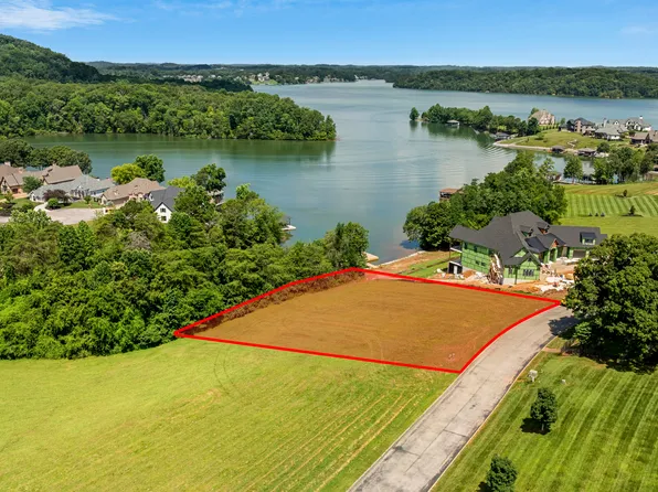 145 Amblecrest Dr, Vonore, TN 37885