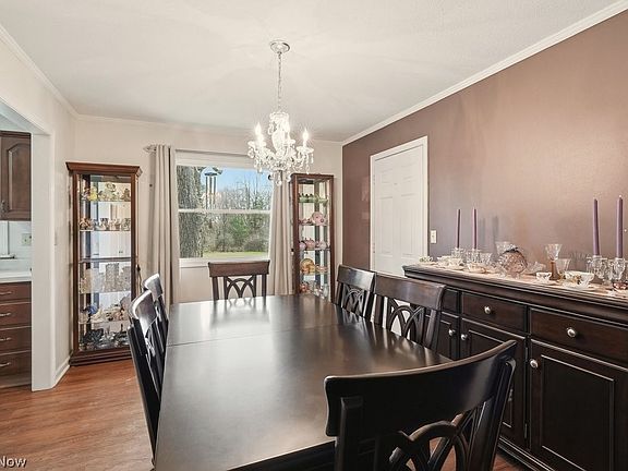 5th image of 110 Leaview Ln