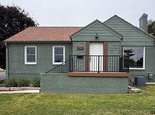 2502 N 60th St, Omaha, NE 68104