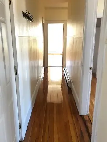 3 bed, 700 sqft, $3,300 — Photo 4