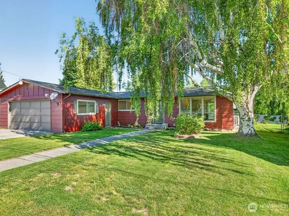 1312 Springwater Avenue, Wenatchee, WA 98801