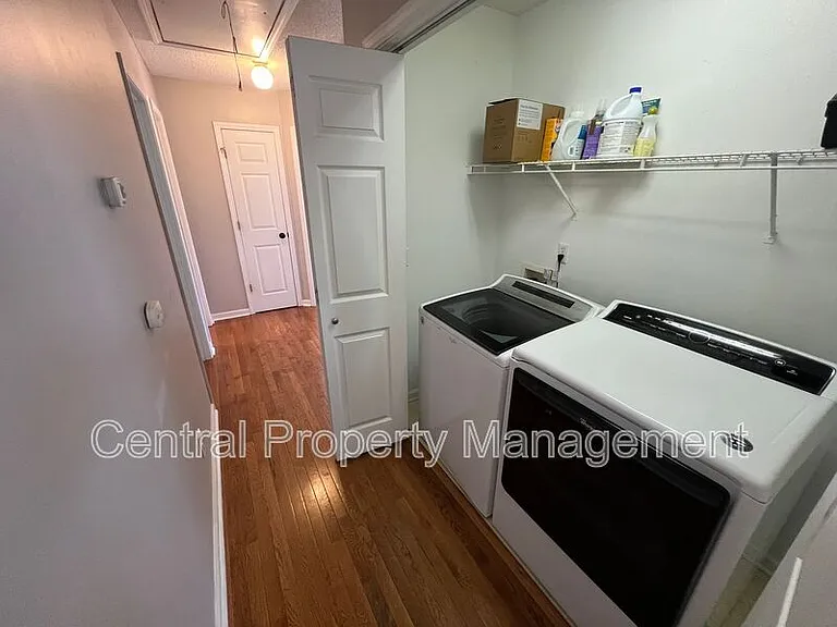 1014 Old Mill Rd — Photo 10