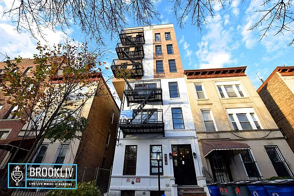 Rented by null | media 19