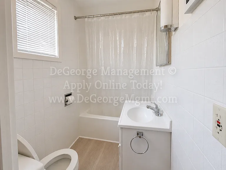 409 Madison St — Photo 17