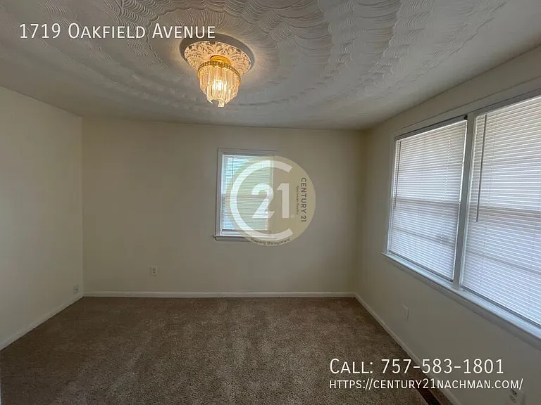 1719 Oakfield Ave — Photo 7