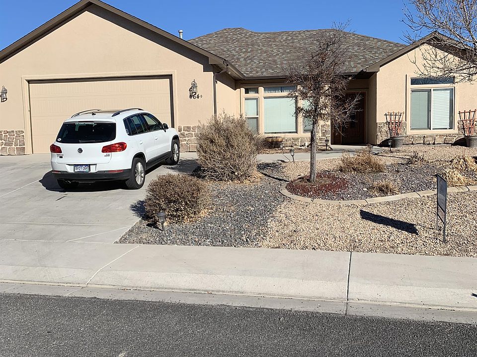 1st image of 464 1/2 Chatfield Ln