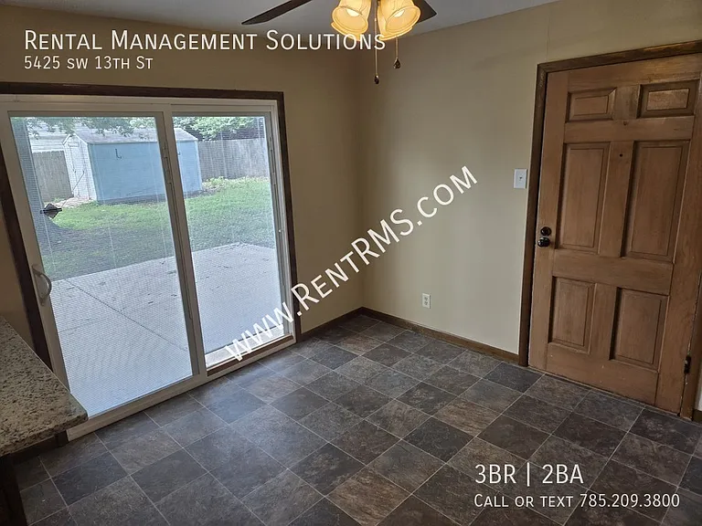 5425 SW 13th St — Photo 8