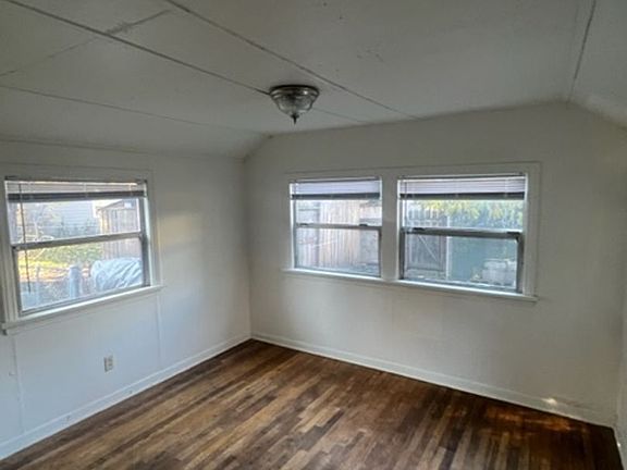 5th image of 205 Portland Ave #1/2