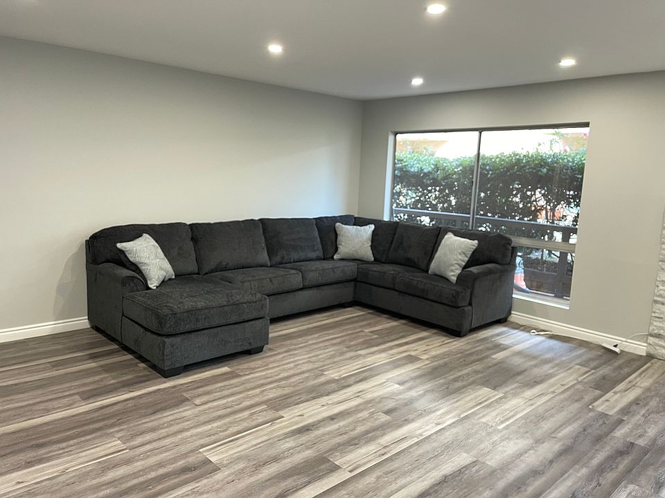 1st image of 1127 E Del Mar Blvd