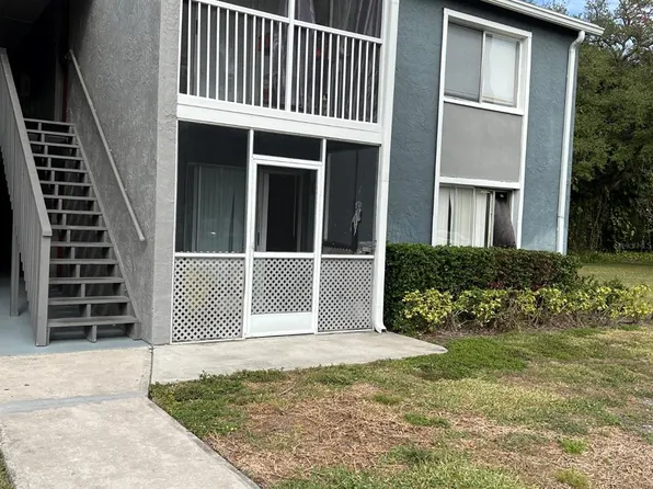 5400 26th St W APT C44, Bradenton, FL 34207